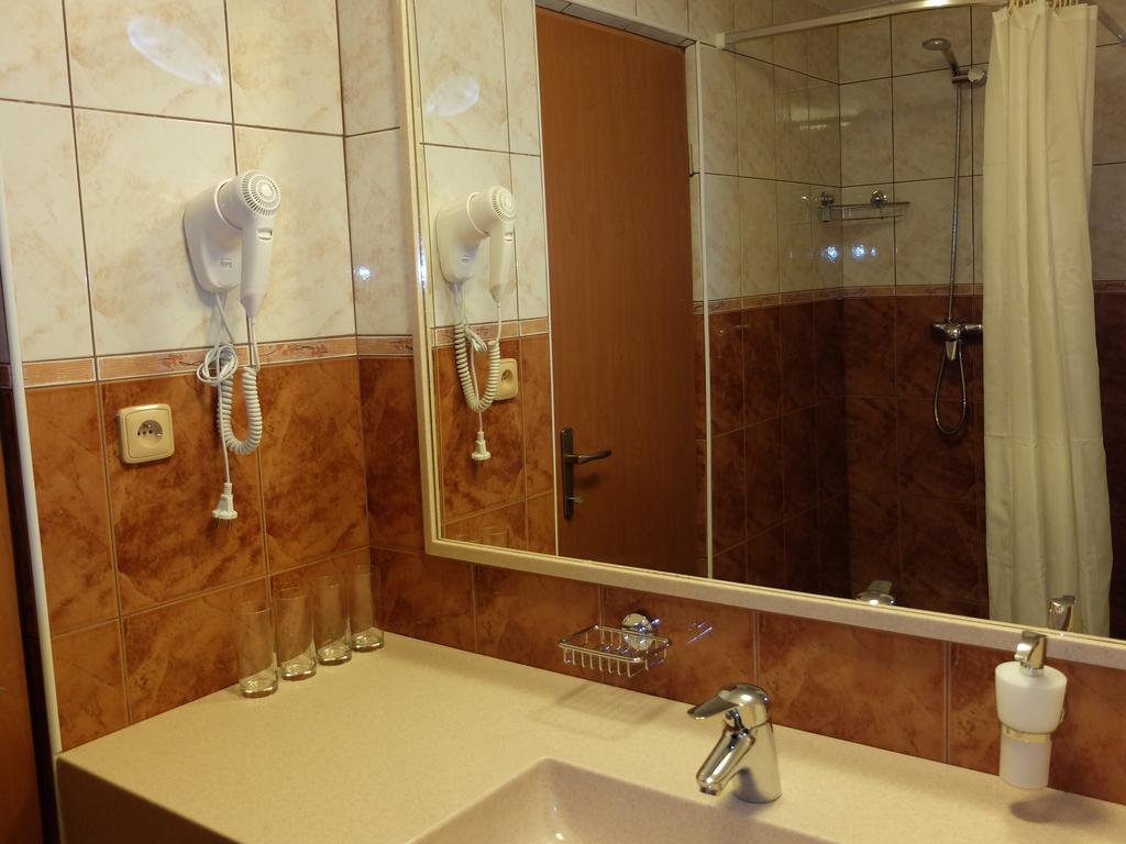 Apartments Sunce Brna Bilik gambar